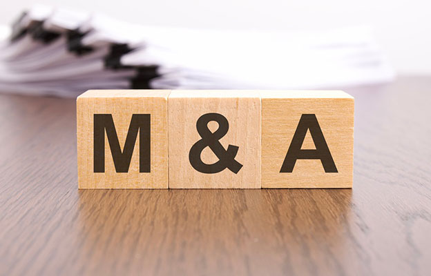 收編羅姆的角力大戲敲響開場鑼鼓