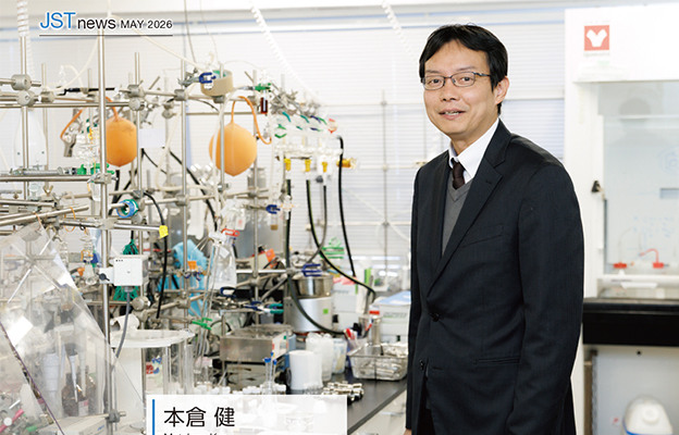 使用太陽能電池板中的矽合成有用物質，可同時解決CO₂減排和電池板廢棄問題