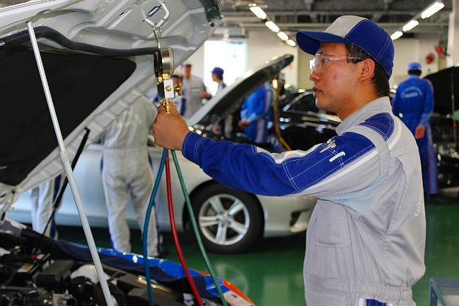 去豐田！成爲汽車工程師——記TOYOTA名古屋汽車大學校的中國留學生