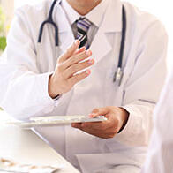 經合組織發佈2025健康概覽報告：日本人均醫生數量偏少，醫療體系與服務獲好評