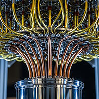 產綜研與IBM的量子電脳開發計畫對比