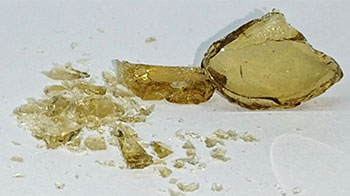 北里大學與大阪公立大學、全球首次開發與產品化不依賴稀有金屬的有機矽固化用鐵觸媒