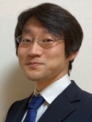 關 真一郎