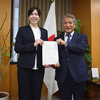 日本內閣府會議建言強化材料研發——依託AI將研發速度提升10倍，每年培育3萬名專業人才